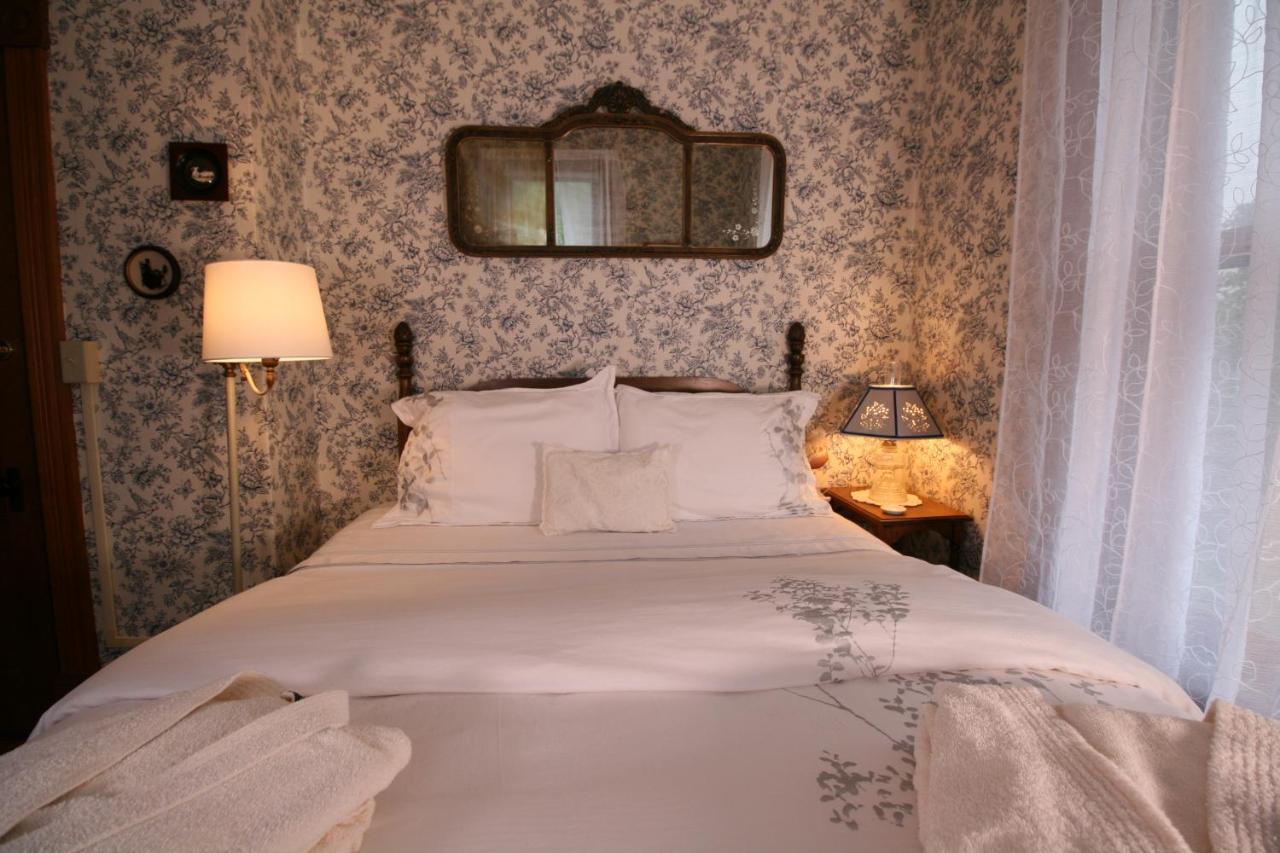 The Governor'S Inn Ludlow Room photo