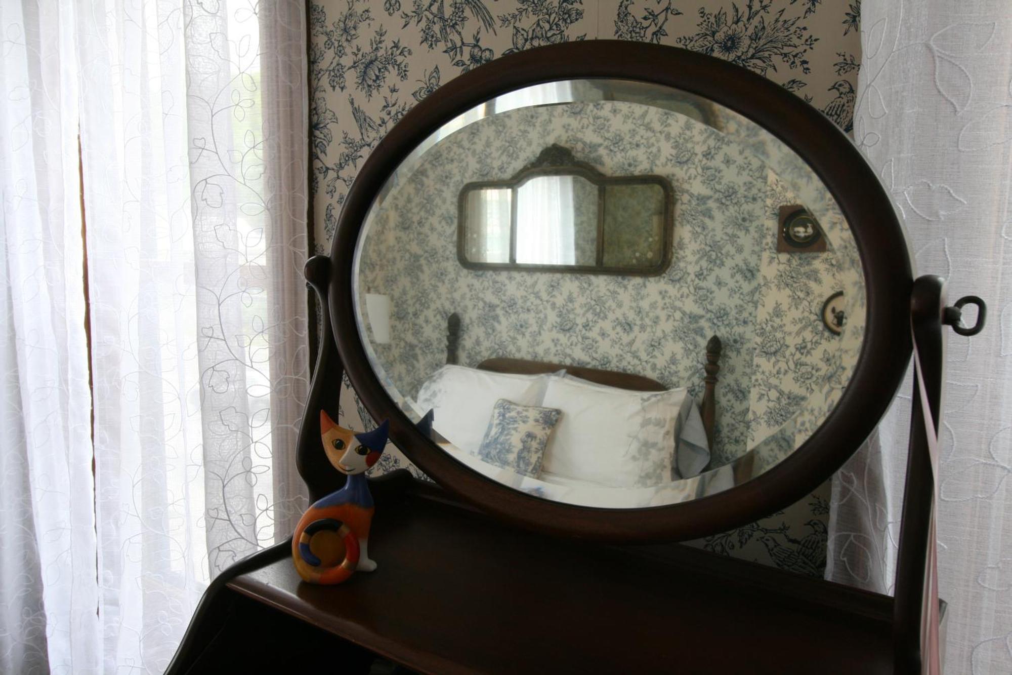 The Governor'S Inn Ludlow Room photo